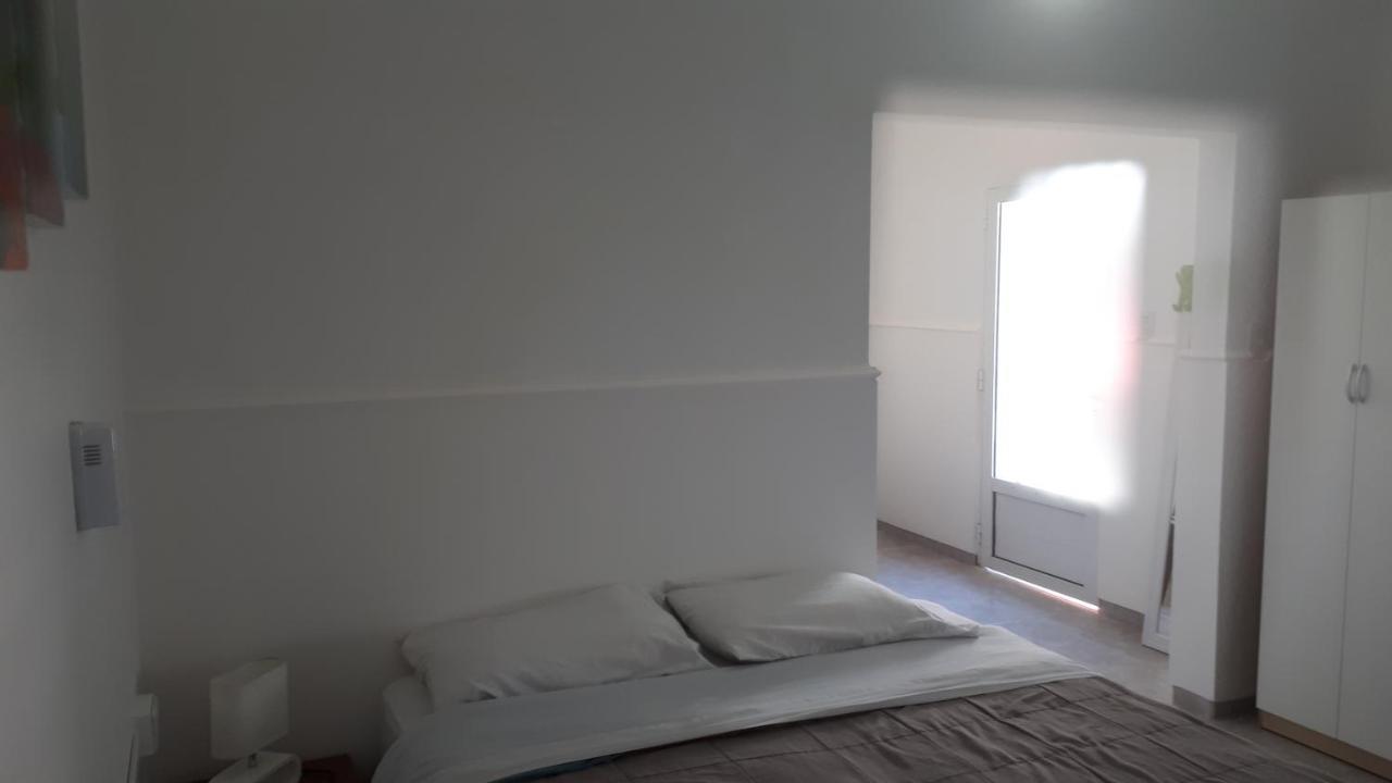 Apartamento Uriburu-Con Cochera Formosa Eksteriør billede